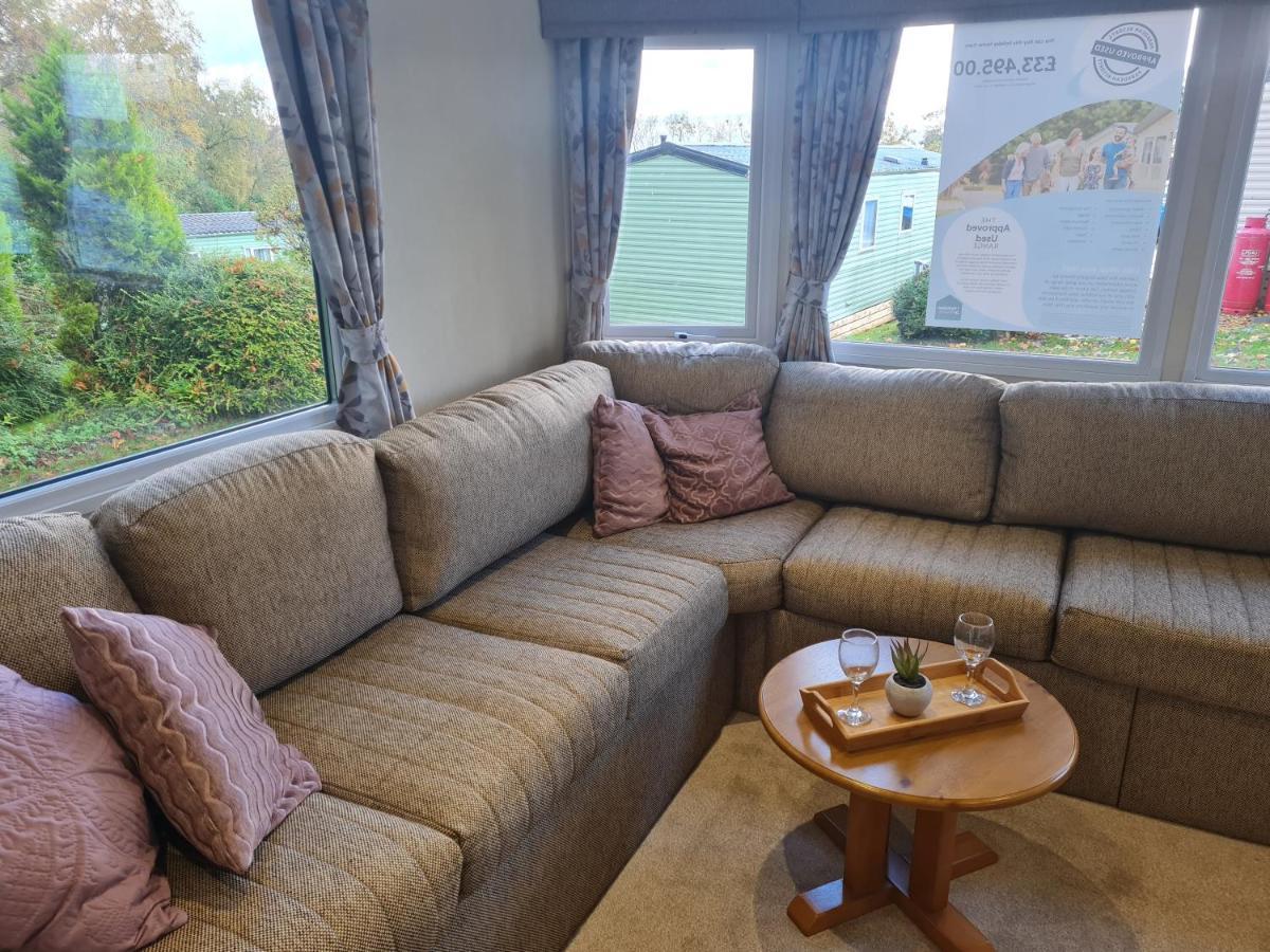 Beautiful 3 Bedroom Holiday Home Amazing Views 吉斯本 外观 照片